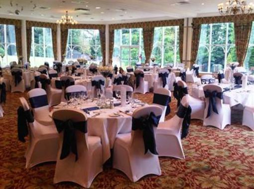 фото отеля Macdonald Kilhey Court Hotel Wigan
