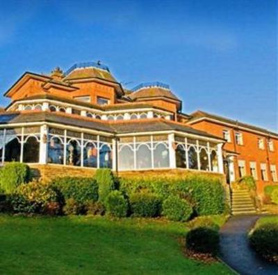 фото отеля Macdonald Kilhey Court Hotel Wigan