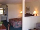 фото отеля Oxford Inn & Suites Webster
