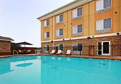 фото отеля Holiday Inn Express & Suites Carthage