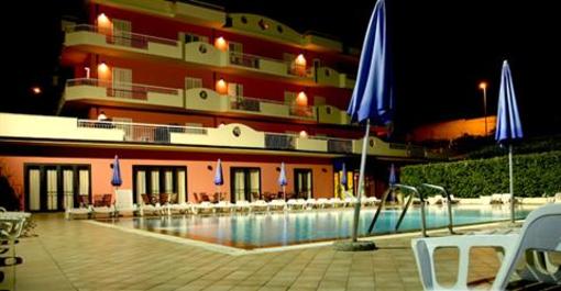 фото отеля Hotel Costabella