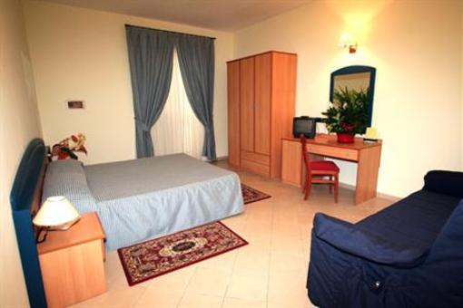 фото отеля Hotel Costabella