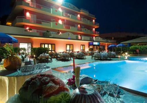 фото отеля Hotel Costabella