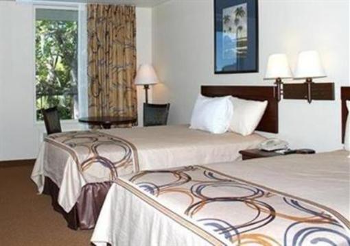 фото отеля Quality Inn at Town Center