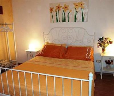фото отеля Naples Lovely Apartment