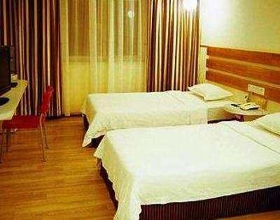 фото отеля Guangdong Hotel Donghu Shenzhen