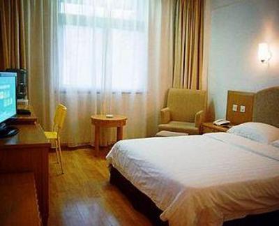 фото отеля Guangdong Hotel Donghu Shenzhen
