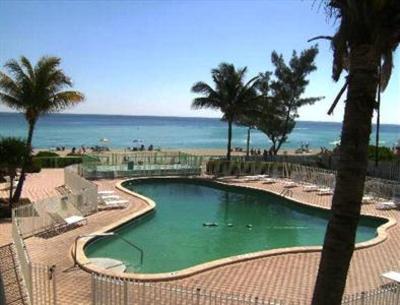 фото отеля Golden Nugget Beach Club