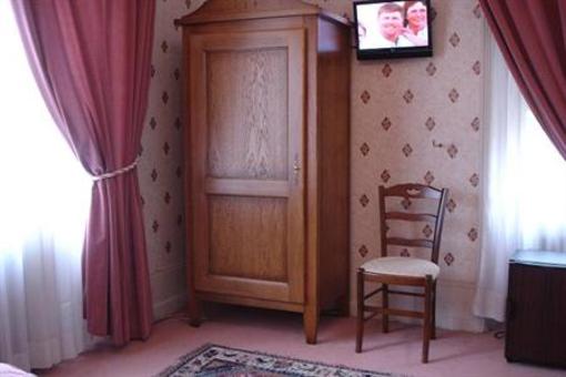 фото отеля Hotel De France Montbeliard