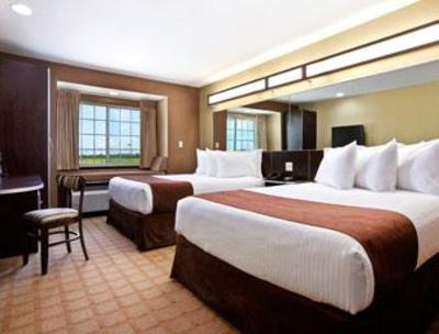 фото отеля Microtel Inn & Suites Breaux Bridge