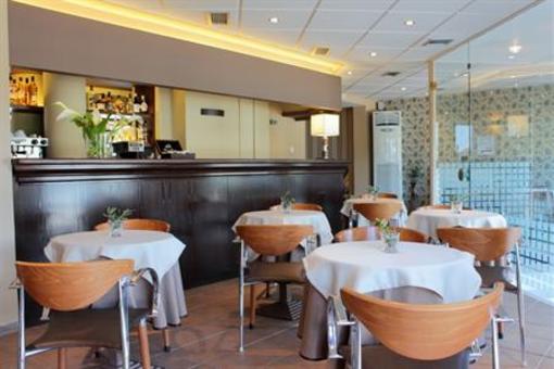 фото отеля Tourist Hotel Argostoli