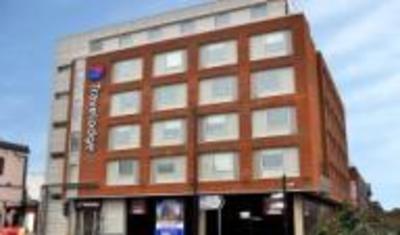 фото отеля Travelodge Maidenhead Central Hotel