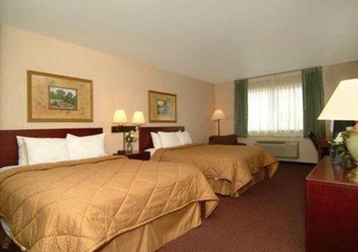 фото отеля Comfort Inn and Suites Fort Madison