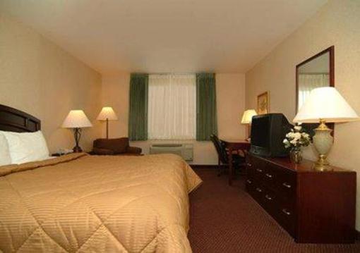 фото отеля Comfort Inn and Suites Fort Madison