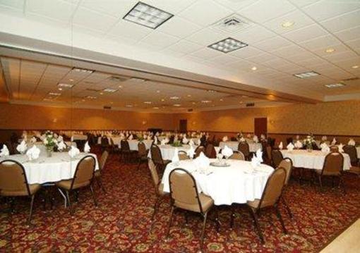фото отеля Comfort Inn and Suites Fort Madison