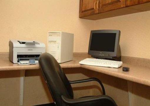 фото отеля Comfort Inn and Suites Fort Madison