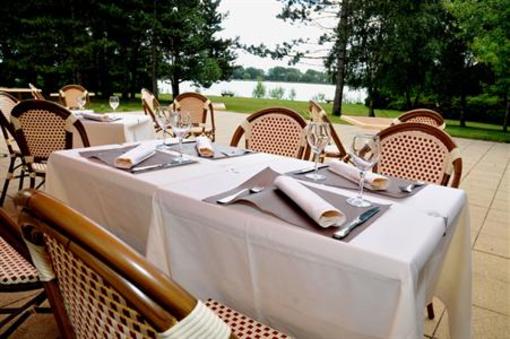 фото отеля Hotel du Lac