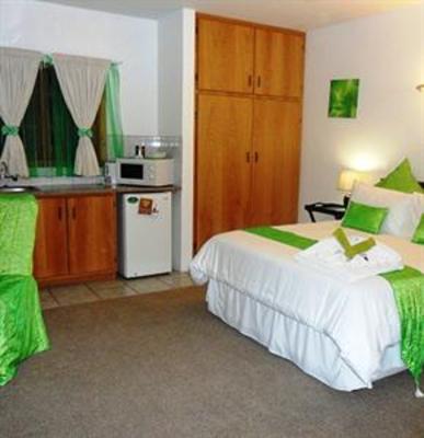 фото отеля Boschdal Guesthouse