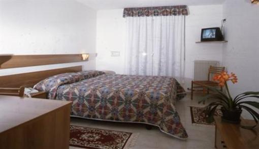 фото отеля Alpen Hotel