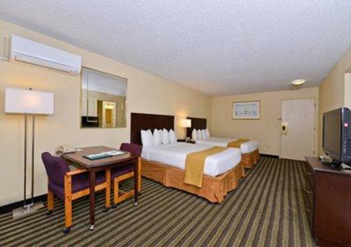 фото отеля Quality Inn and Suites Vancouver (Washington)