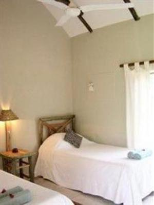 фото отеля Leopard Walk Lodge Hluhluwe