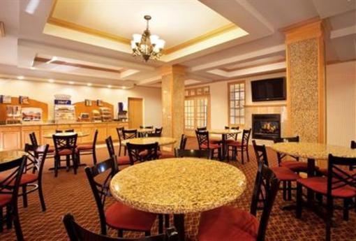 фото отеля Holiday Inn Express Hotel & Suites Logansport