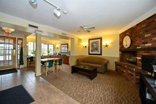фото отеля Canadas Best Value Inn St. Catharines