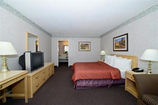 фото отеля Canadas Best Value Inn St. Catharines