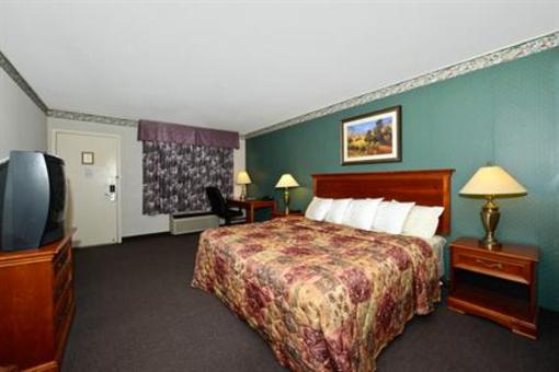 фото отеля Canadas Best Value Inn St. Catharines