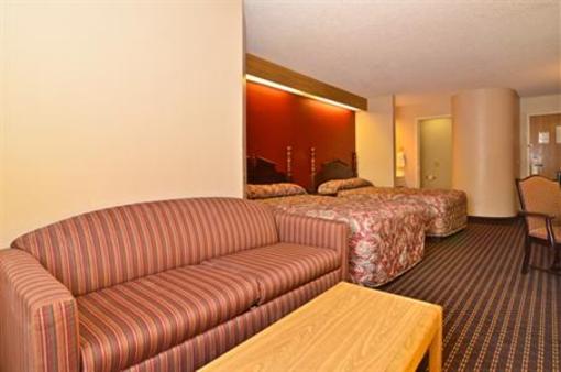 фото отеля Americas Best Value Inn & Suites Lees Summit