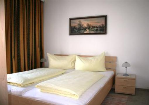 фото отеля Landhaus St Georg Appartements Bad Gastein