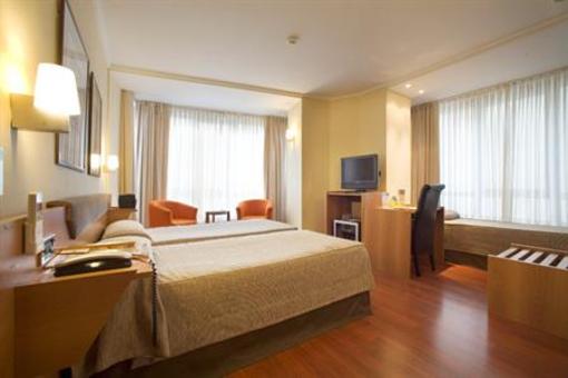 фото отеля Yoldi Hotel