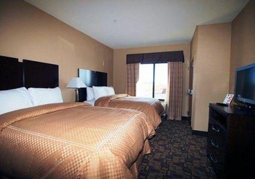 фото отеля Comfort Suites Whitsett