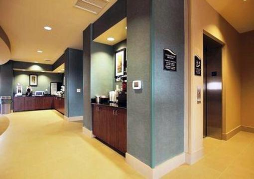 фото отеля Comfort Suites Whitsett
