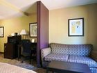 фото отеля Comfort Suites Whitsett