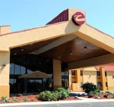 фото отеля Red Roof Inn and Suites Cincinnati North-Mason
