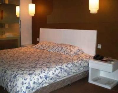 фото отеля Motel 168 (Shenzhen Hongling)