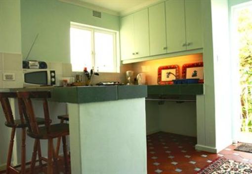 фото отеля Firmount Lodge Guest House Somerset West