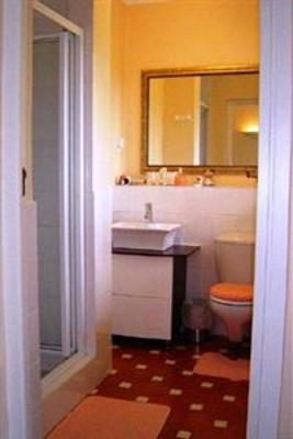 фото отеля Firmount Lodge Guest House Somerset West