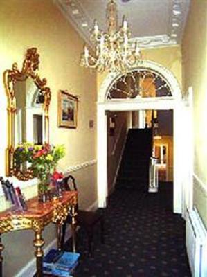 фото отеля Pembroke Hall Guesthouse Dublin