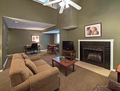 фото отеля Hawthorn Suites by Wyndham Greenville