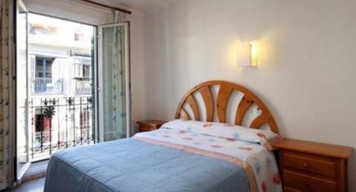 фото отеля Hostal Casa Bueno Madrid