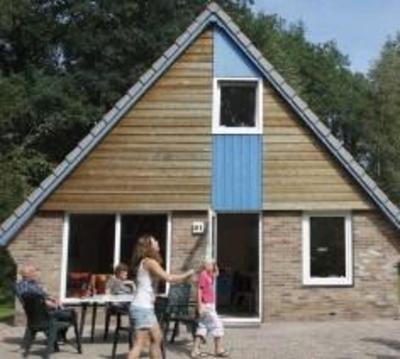 фото отеля Vakantiepark Witterzomer Chalets Assen