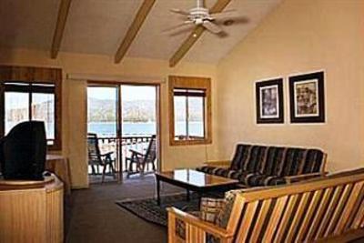 фото отеля The Edgewater Big Bear Lake