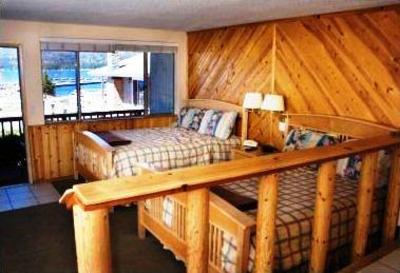 фото отеля The Edgewater Big Bear Lake
