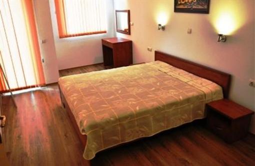 фото отеля Sunny Holiday Aparthotel