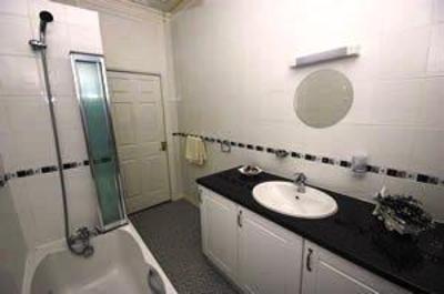 фото отеля Ebor Lodge