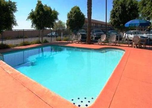 фото отеля Econo Lodge Phoenix