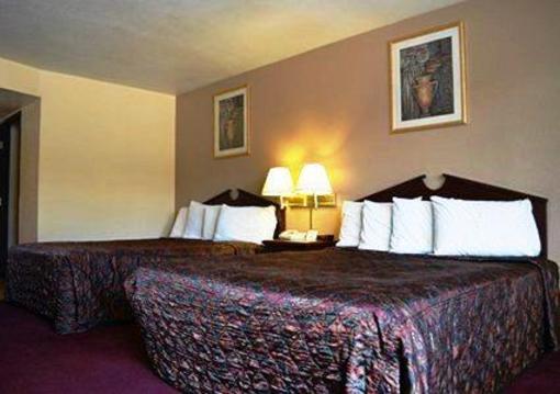 фото отеля Econo Lodge Phoenix