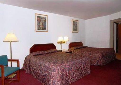фото отеля Econo Lodge Phoenix